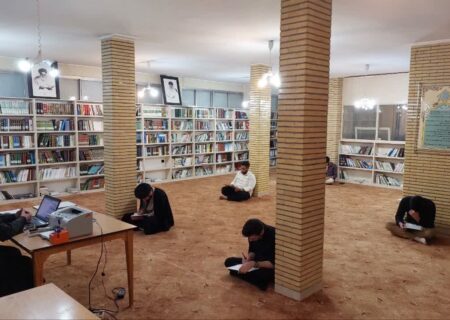 گزارش تصویری امتحانات غیر حضوری طلاب حوزه‌های علمیه آذربایجان غربی