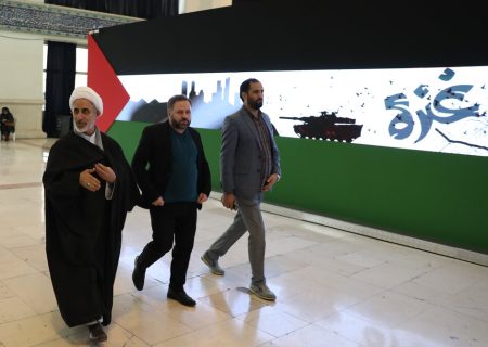 بازدید معاون آموزش حوزه‌های علمیه از نمایشگاه رسانه‌های ایران