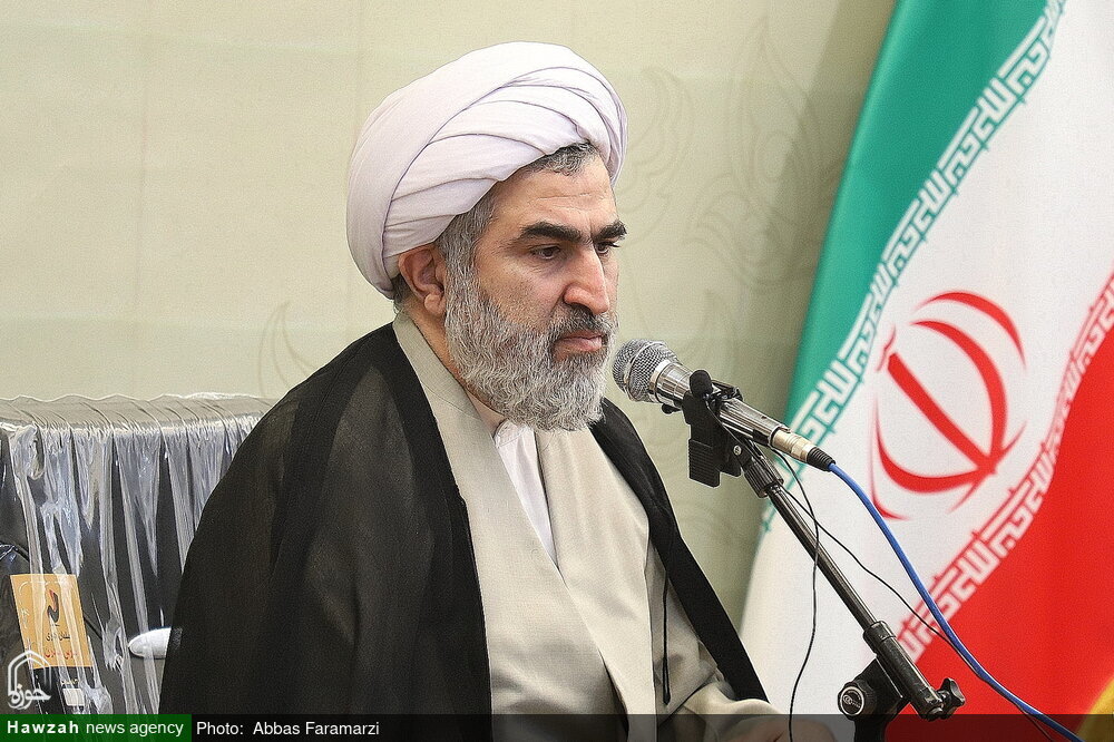 نیازمند پیاده‌سازی الگوی آموزشِ پژوهش محور در حوزه علمیه هستیم