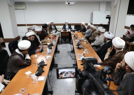 نشست معاون آموزش حوزه های علمیه با اساتید مدارس علمیه سطح یک قم