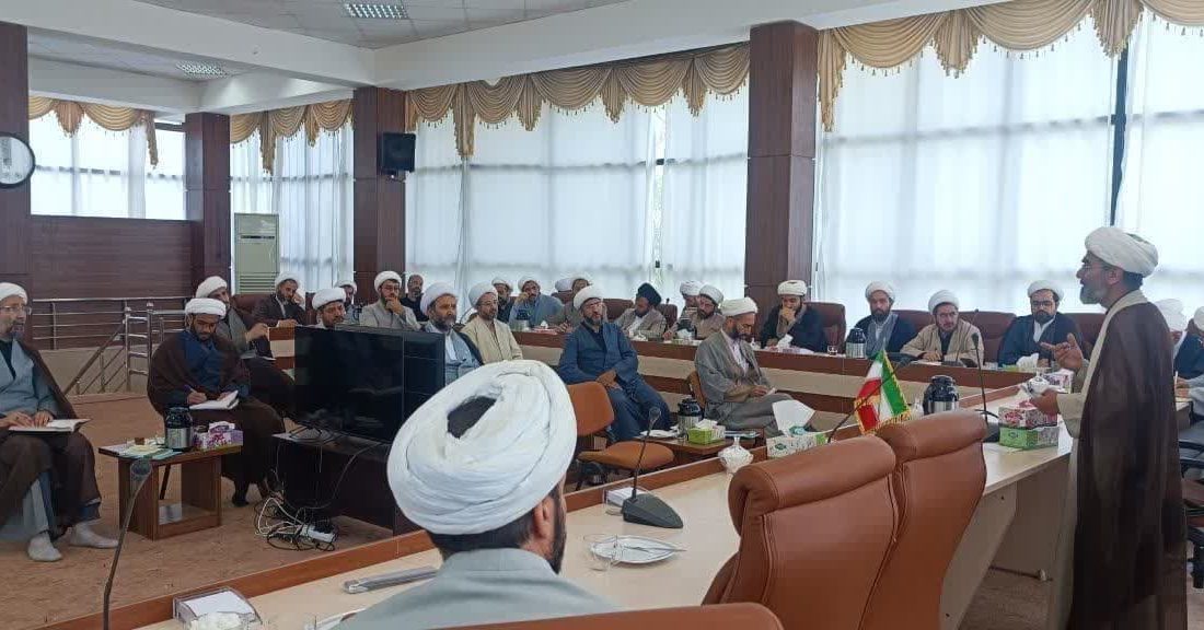 برگزاری کارگاه دانش‌افزایی فقه و اصول در استان زنجان