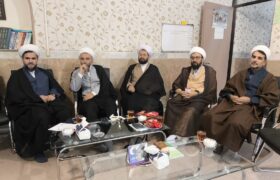 نشست گروه علمی تربیتی ادبیات حوزه علمیه آذربایجان غربی