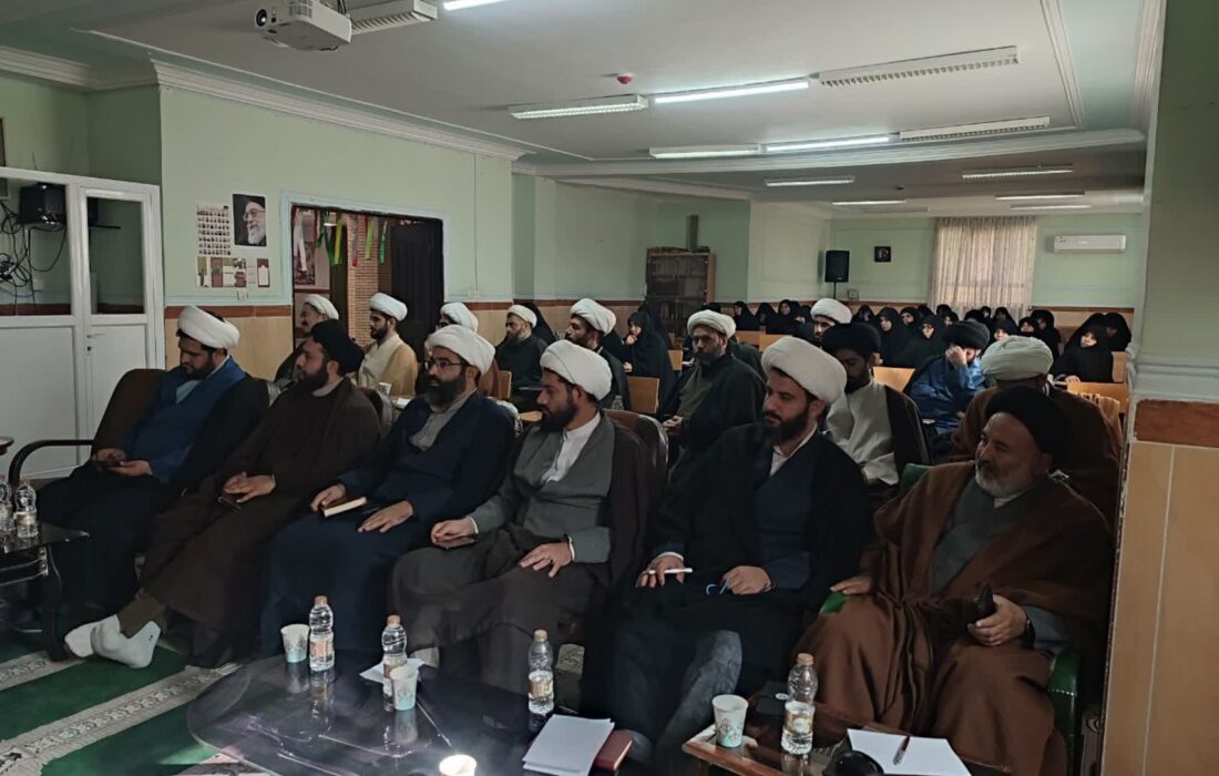 برگزاری کارگاه «تخصصی طرح سوال» ویژه اساتید حوزه های علمیه خواهران و برادران در استان ایلام