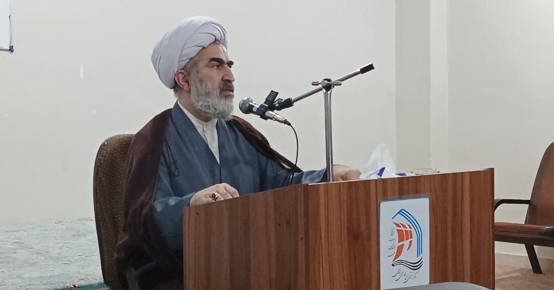 دیدار و جلسه معاون آموزش حوزه های علمیه با مدیران مدارس استان هرمزگان